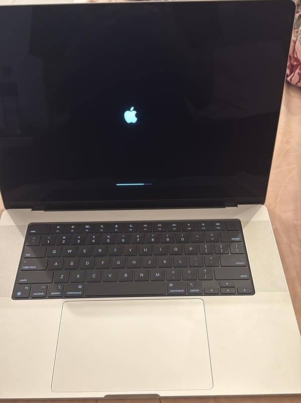 Apple MacBook Pro M1 Pro 16 Inch 2