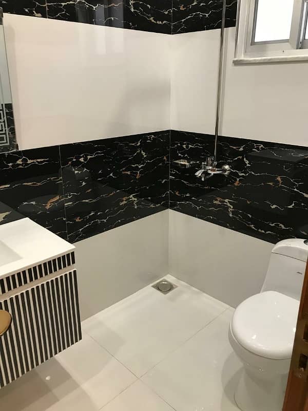 Elegant Portion For Rent In Pakarab Society 1