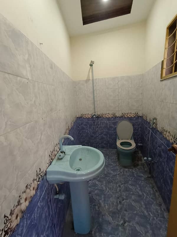 Lower Portion Of 5 Marla In Pak Arab Society Phase 1 - Block A For rent 2