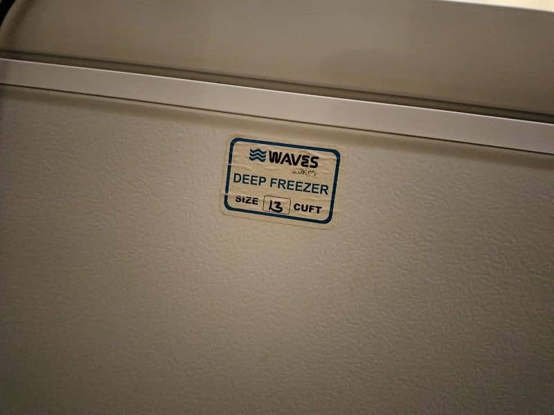 waves deep freezer 13 CUFT 4