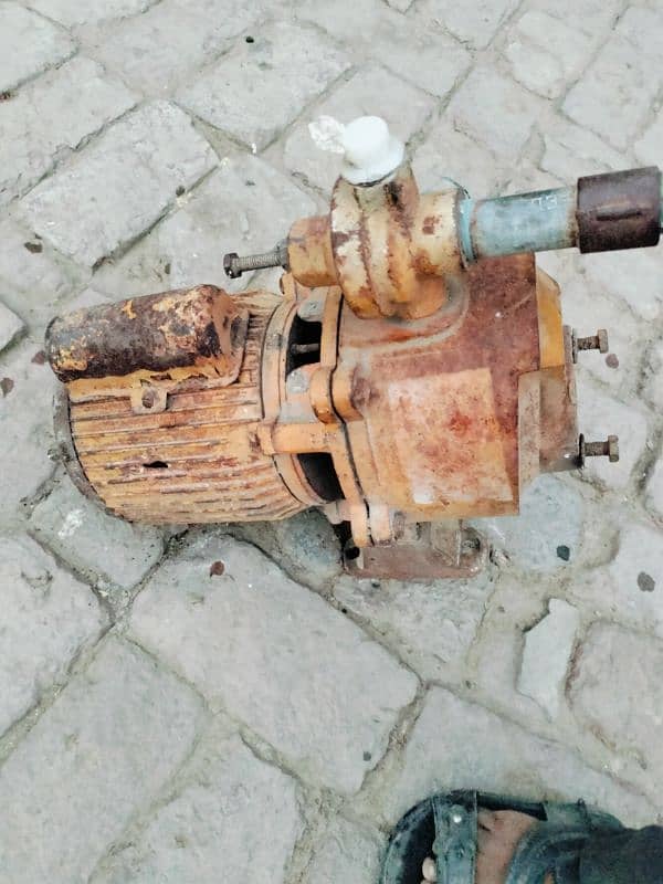 Lal pump ok he 0