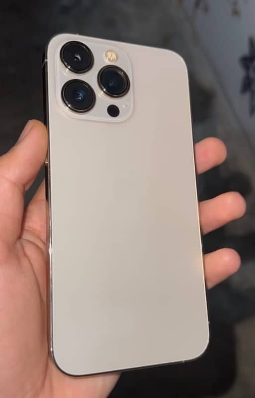 iPhone 13 pro Non pta factory 100 health 0