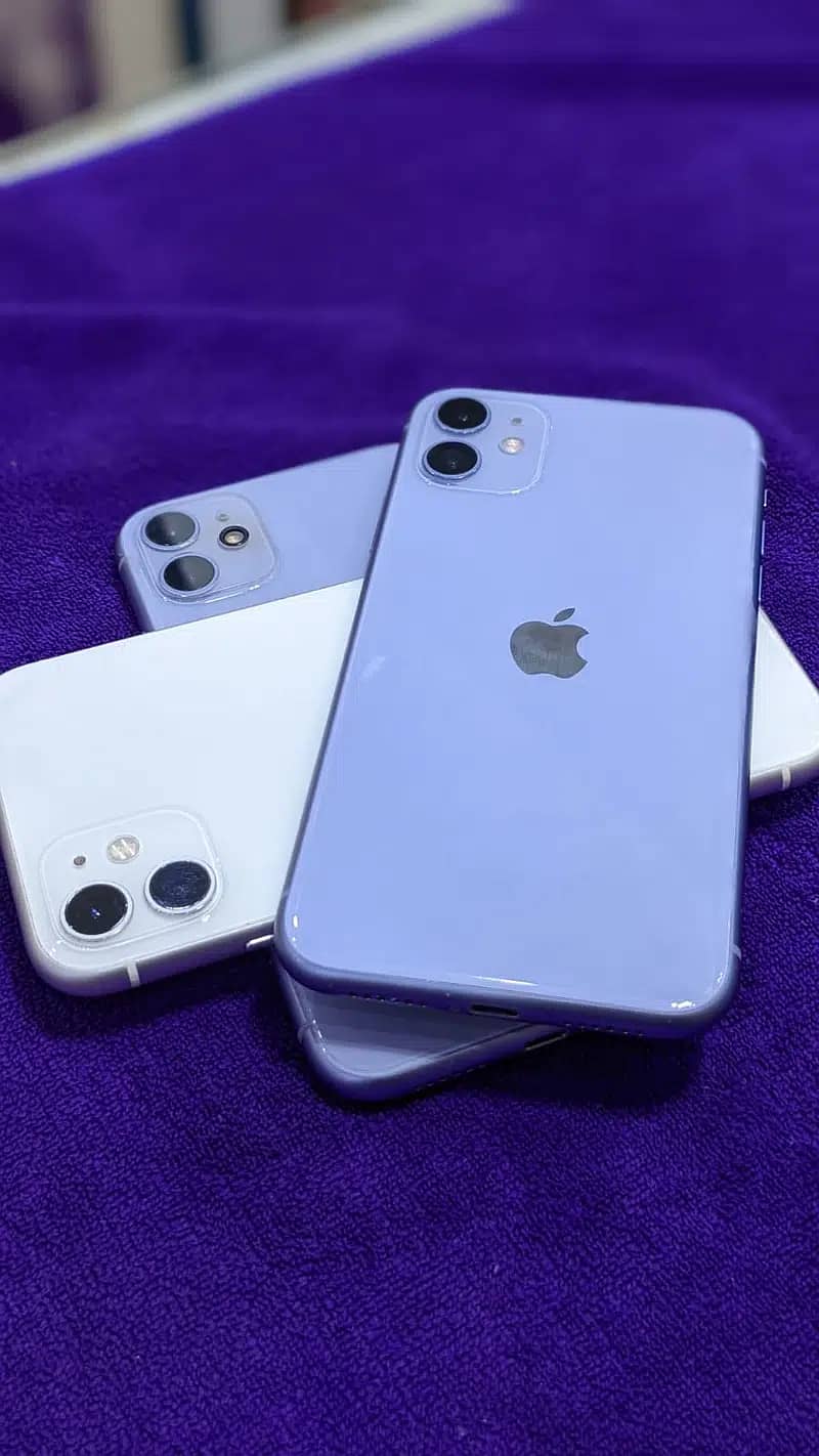 Apple iPhone 11 factory unlocked 4 month Sim Time 1