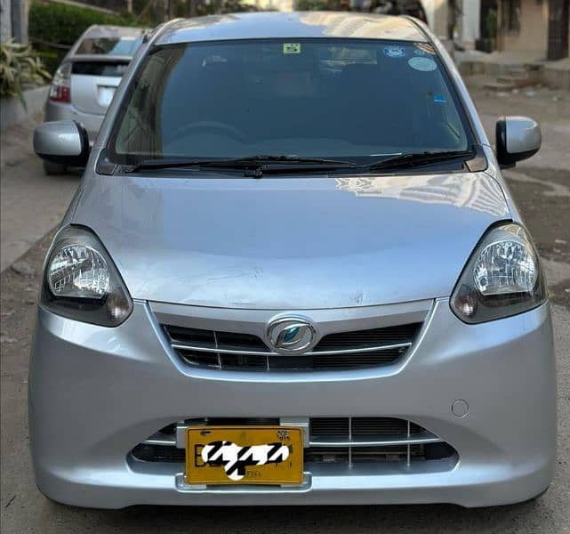 Daihatsu Mira 2012 1
