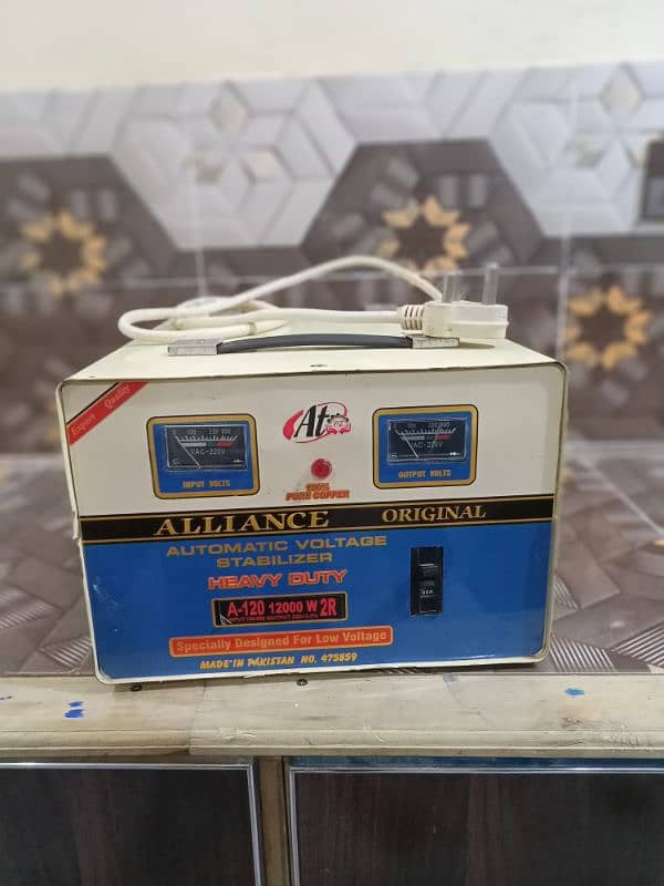 Automatic Voltage Stabilizer 1200 W 4