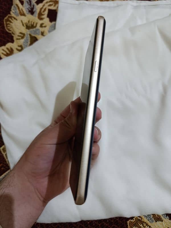 "LG V60 ThinQ 5G – Clean Set – Great Deal" 7