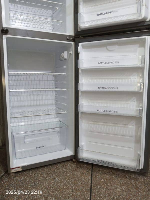 Haier Fridge For sale New Condition ma all ok hai 5