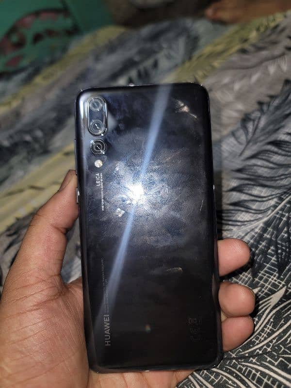 6/128 5 Month use just panel break 0