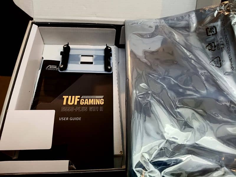 Asus Tuff B550 Wifi 2 with ryzen 5700x 1
