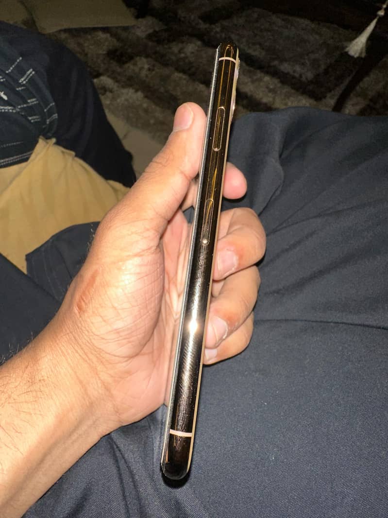 Iphone 11 pro max 0
