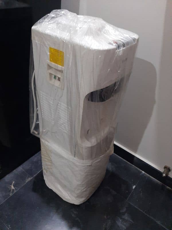 water dispenser 1