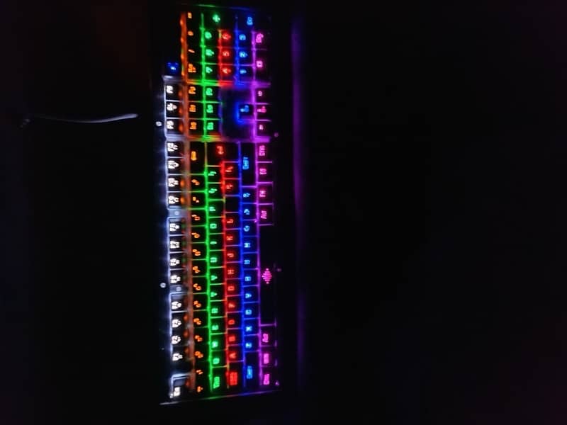 Mechanical keyboard 100% for sale 2