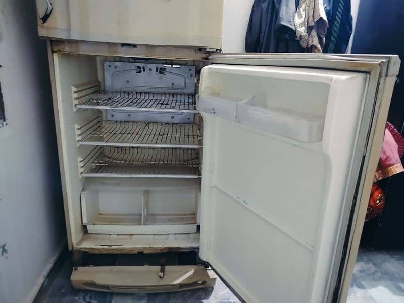 Pel fridge for sale 3