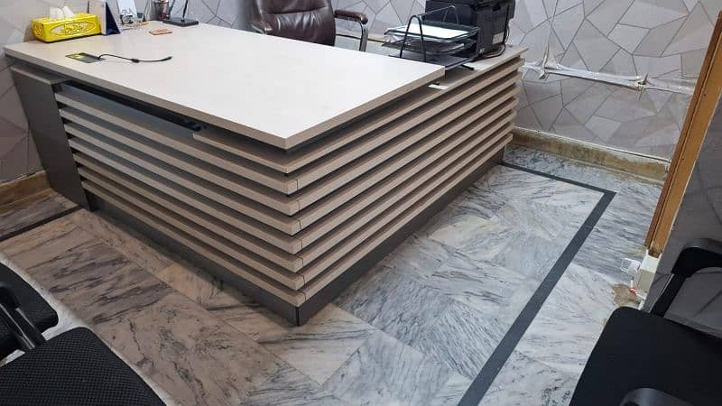 offuce table for sale for ceo MD executive 1