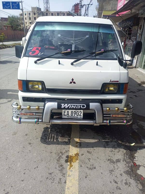 Mitsubishi l 300 2