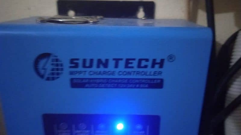 Ups +MPPT 0