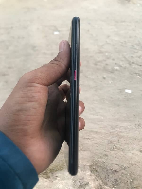 vivo s1 pro Ram =4:128 condition rafh farnth finger  good working 1