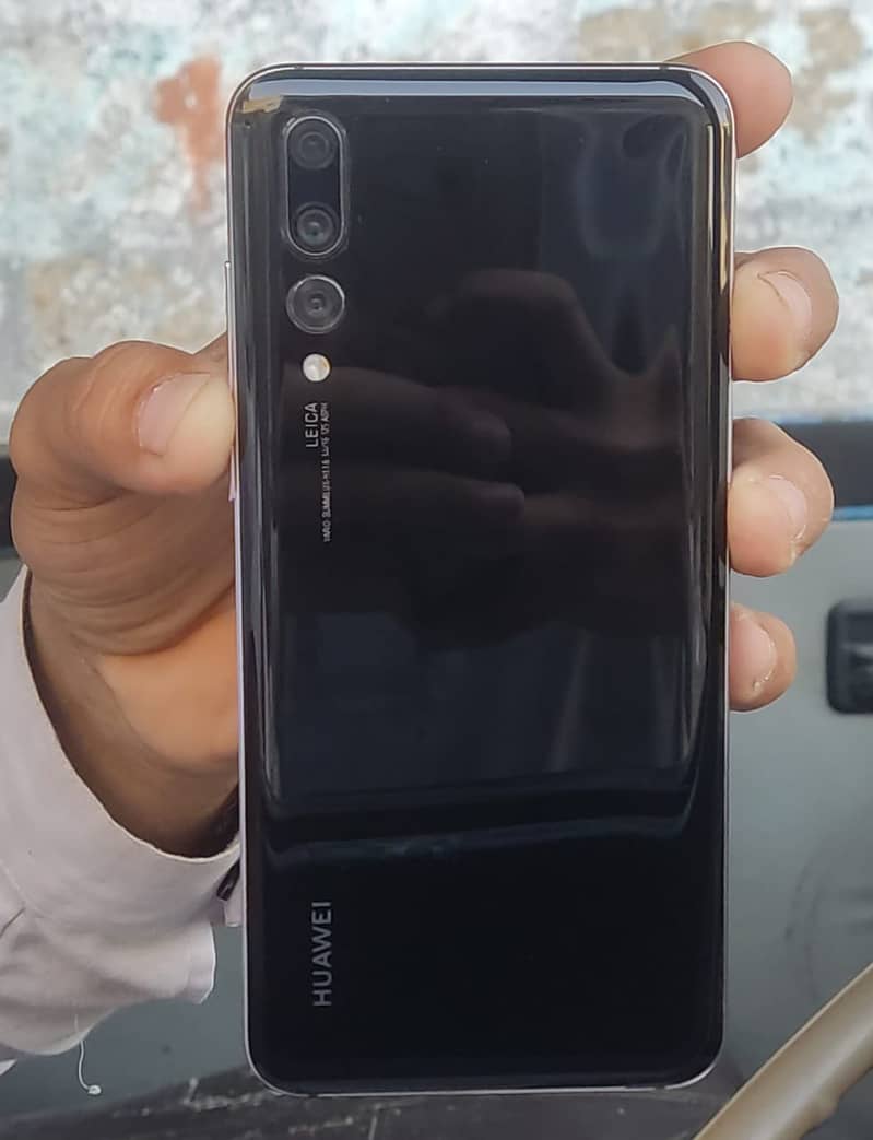 P20 pro PTA dual sim official 6/128 2