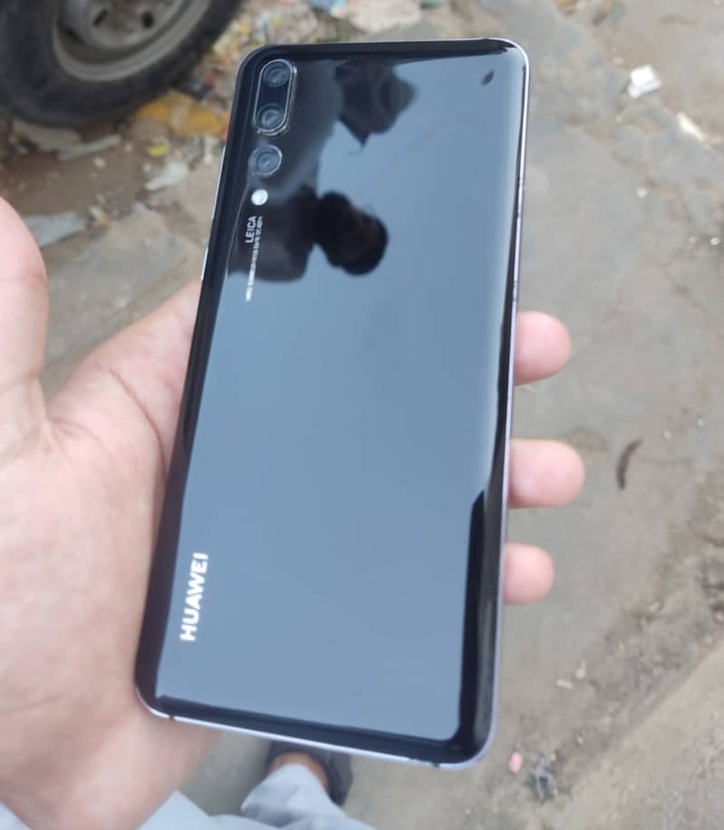 P20 pro PTA dual sim official 6/128 8