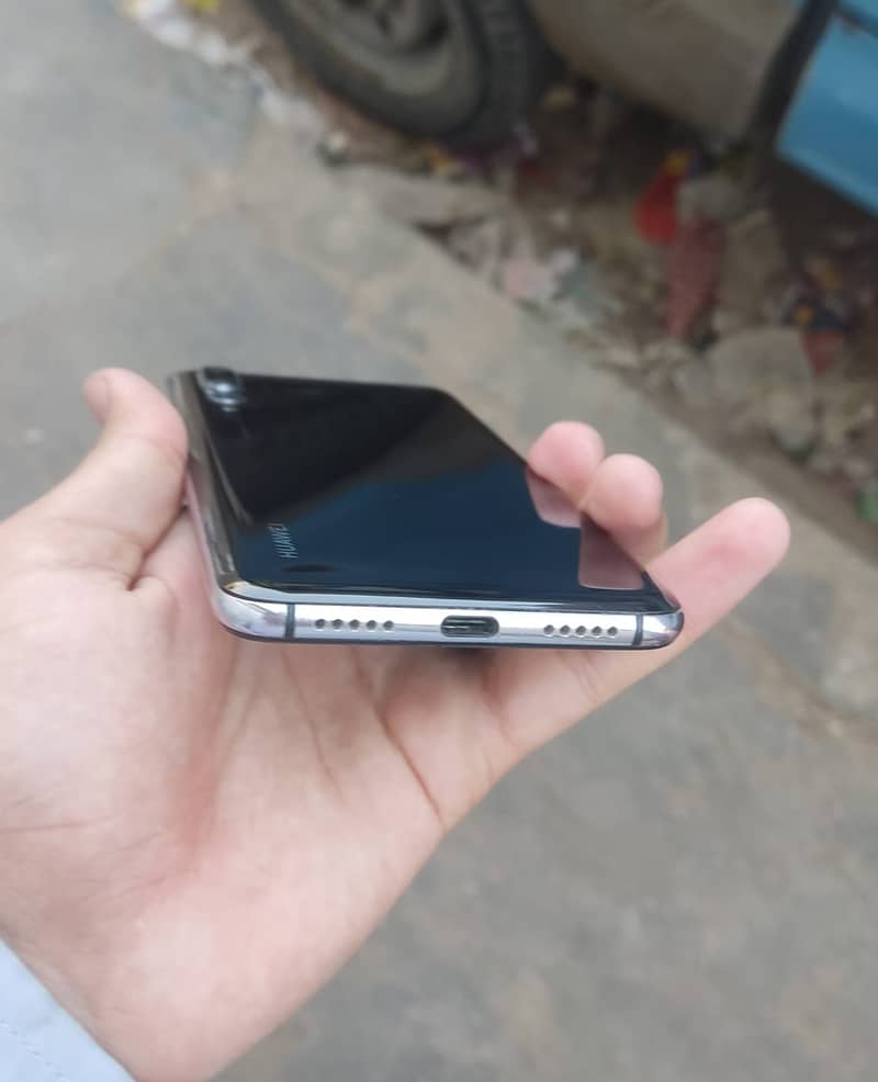 P20 pro PTA dual sim official 6/128 9