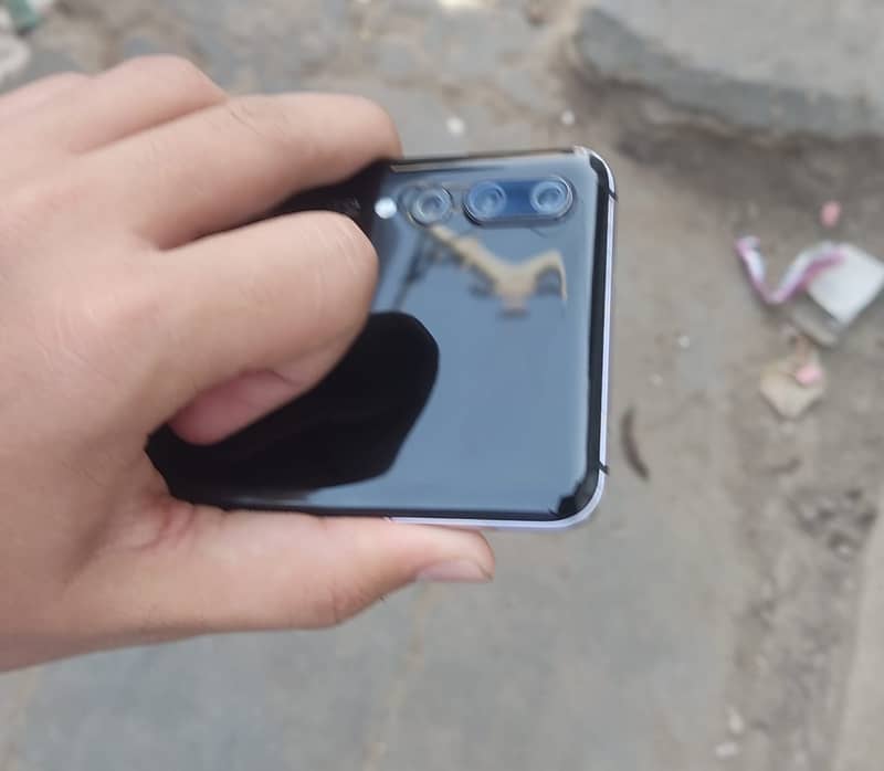 P20 pro PTA dual sim official 6/128 14