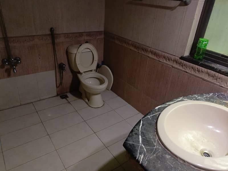 7.5 Double Story House For Rent 13