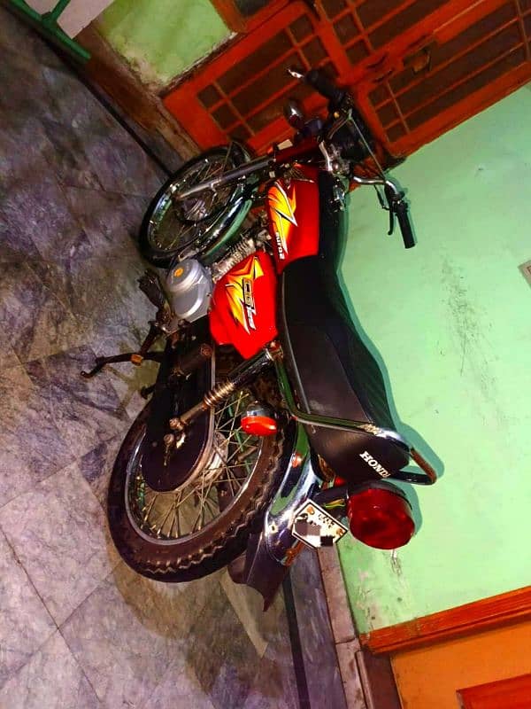 Honda 125 2021 4