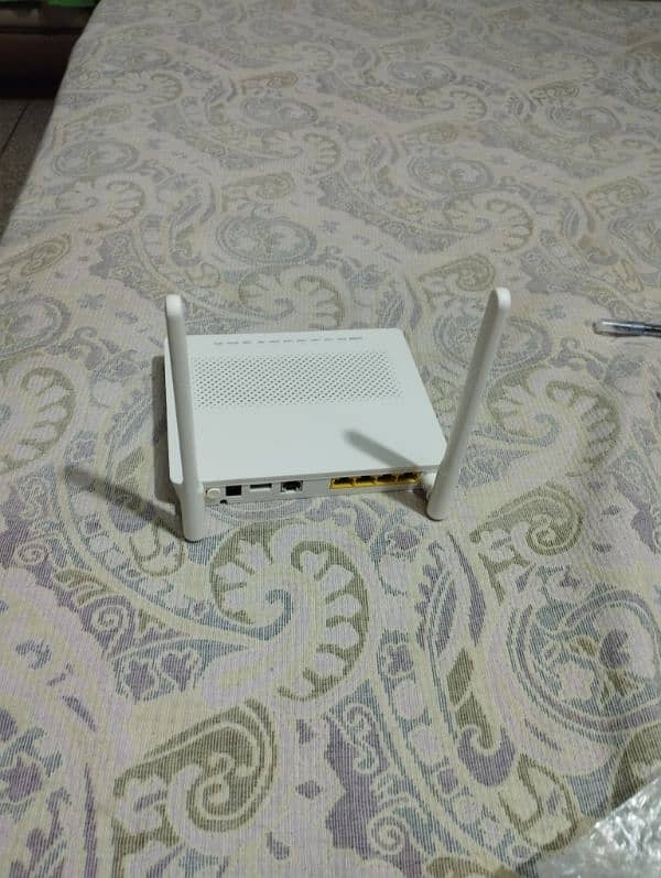 IMPORTED WIFI FIBER ROUTER NEW 2