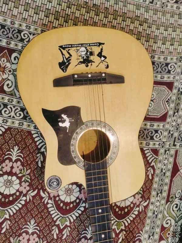 Guitar For Sale in Garden Town Multan 1