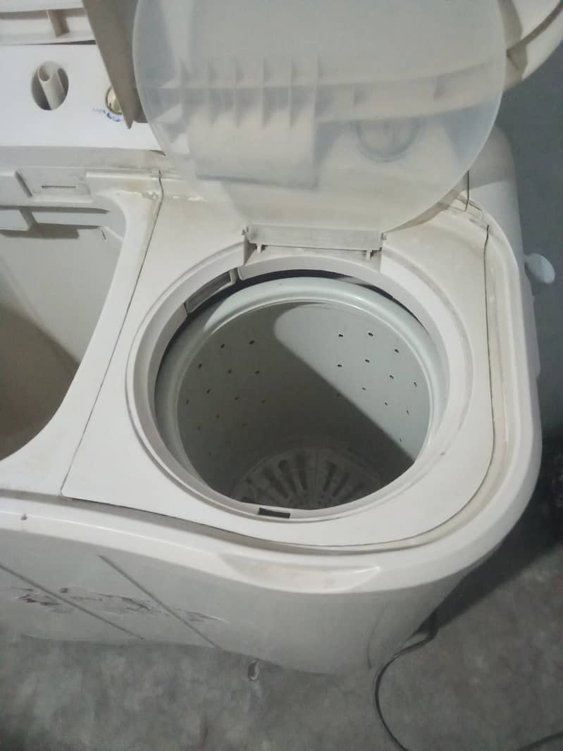 Washing machine for sell 2