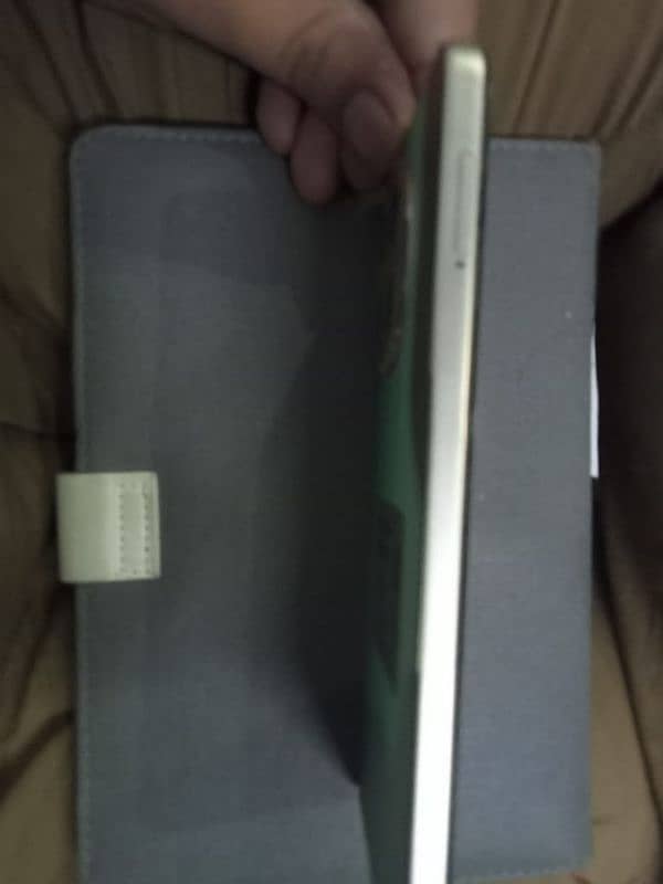 Tecno Camon 30  Loewe edition 8/256 2