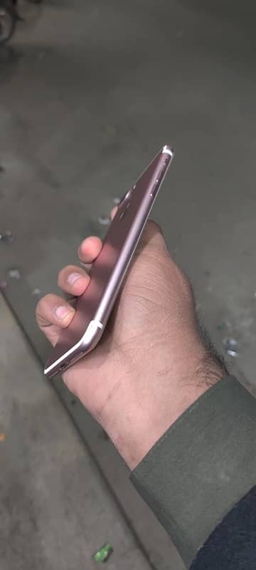 IPHONE 7PLUS PTA APROVED 128GB 4