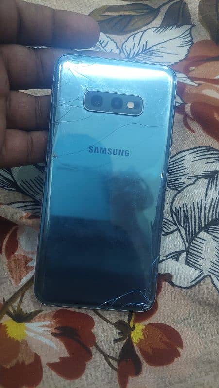 samsung s10e 6/128 5