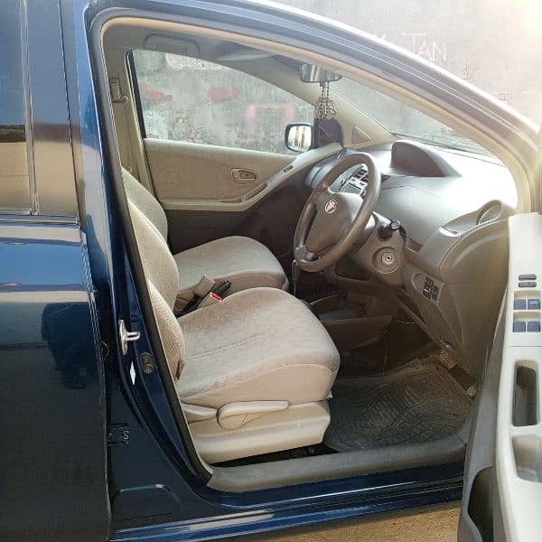 Toyota Vitz 2008 6
