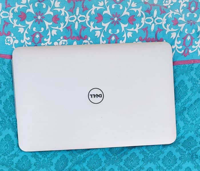 Dell XPS Ultrabook 8GB RAM 256GB SSD M. 2  touchscreen Slim Laptop 0