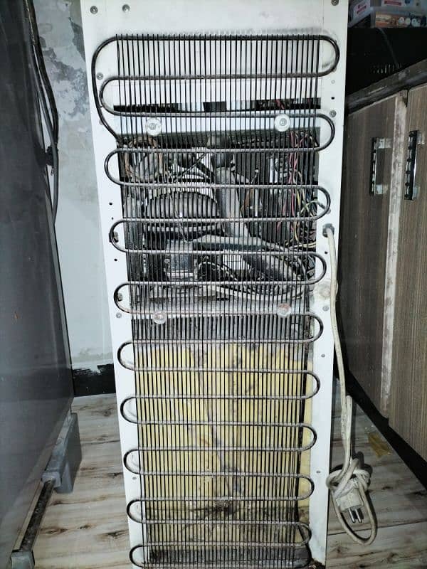 Hot & Cold Water Dispensor for Sale. 3