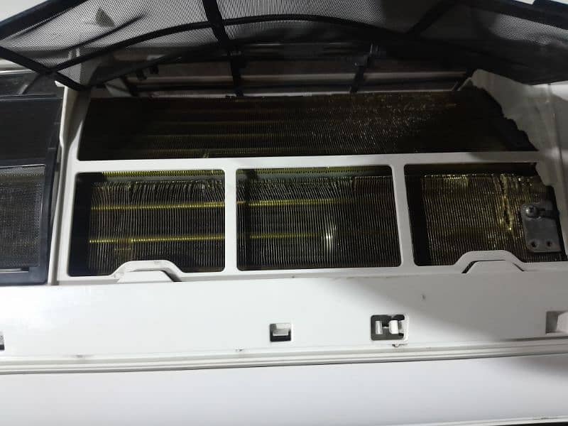Haier AC inverter for sale no any falt all okay total original 1