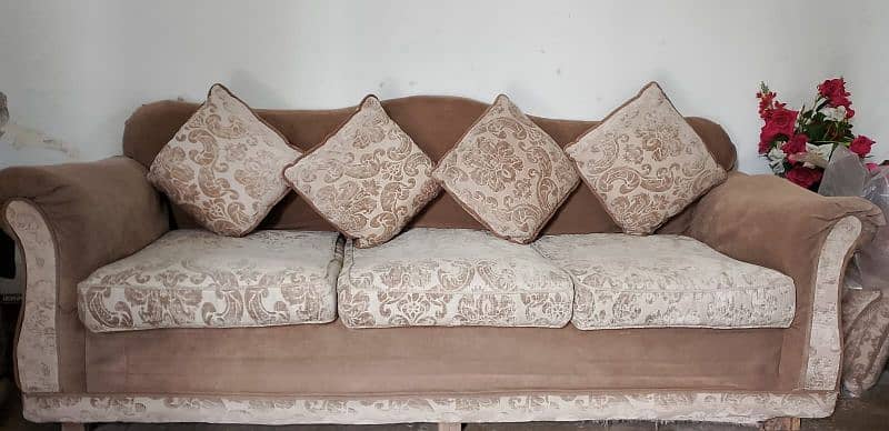 5 seater sofa set in good condition 0