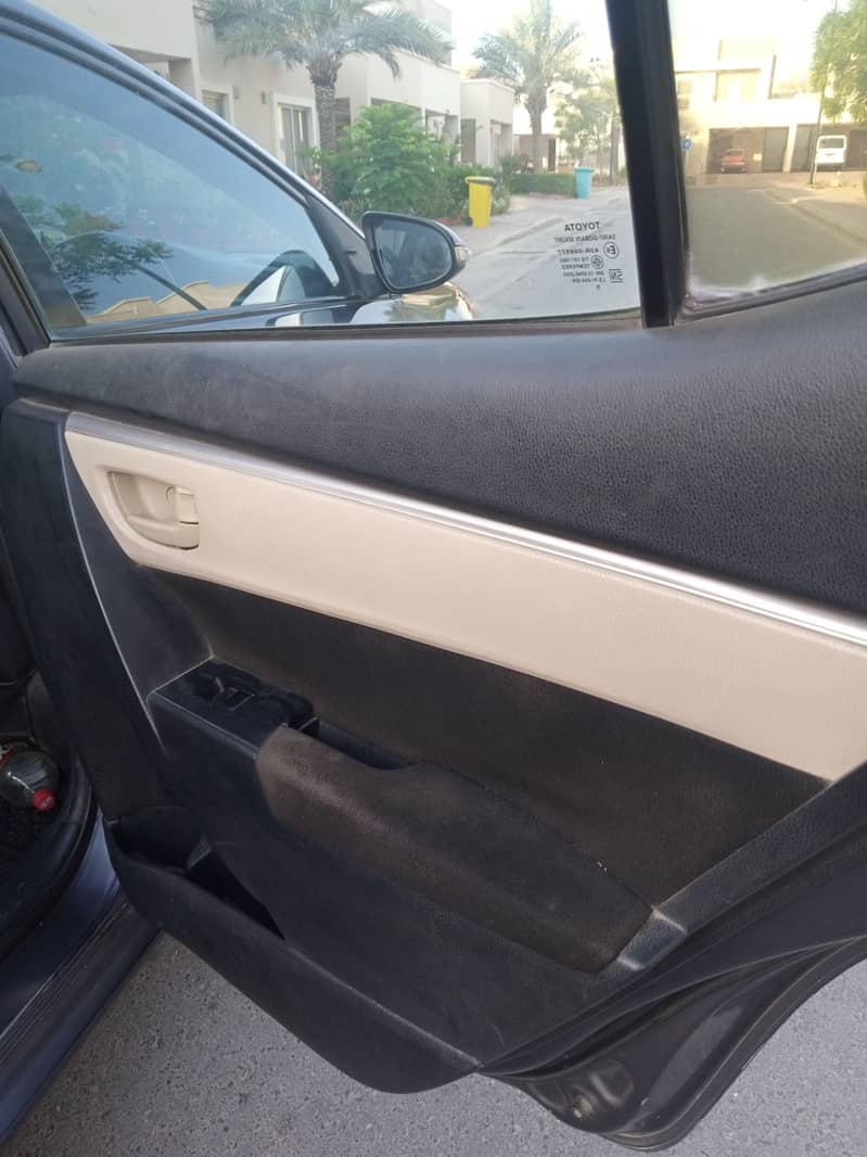 Toyota Corolla GLI 2015 BTK 13