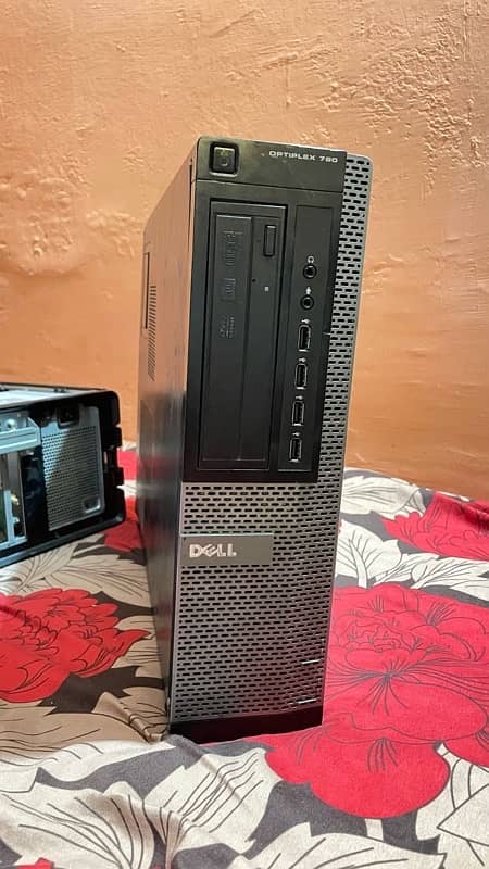 Core i3 2nd Gen And Intel Xeon Workstation At Cheap Price 3