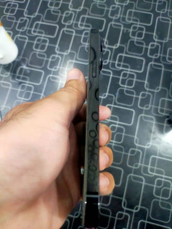 I phone 14 pro max non PTA 2