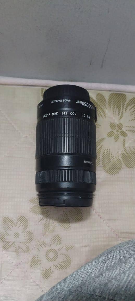 Canon 1300D in very good condition with all accessories. 1