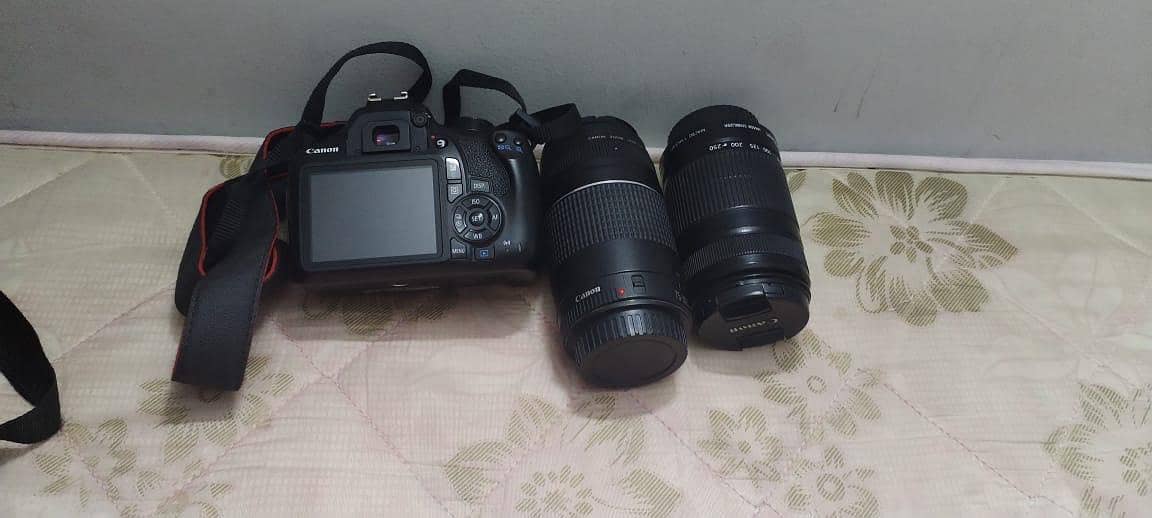 Canon 1300D in very good condition with all accessories. 3