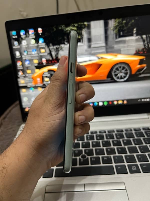 Google pixel 5 4