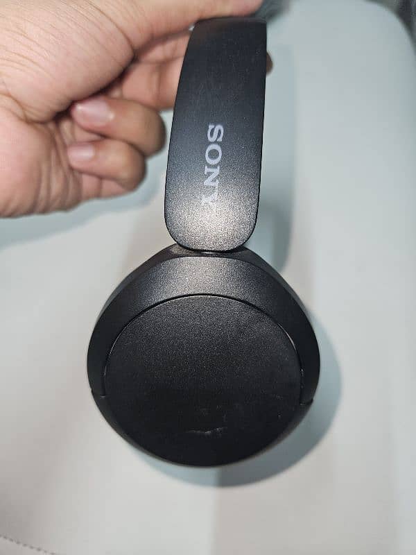 Sony WH CH 520 wireless headset 1