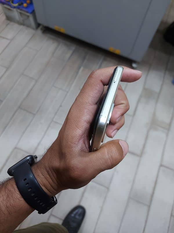 vivo y33T 8/128 sale or exchange 1