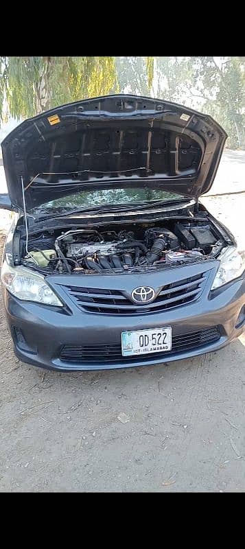 Toyota Corolla Altis 2010 3