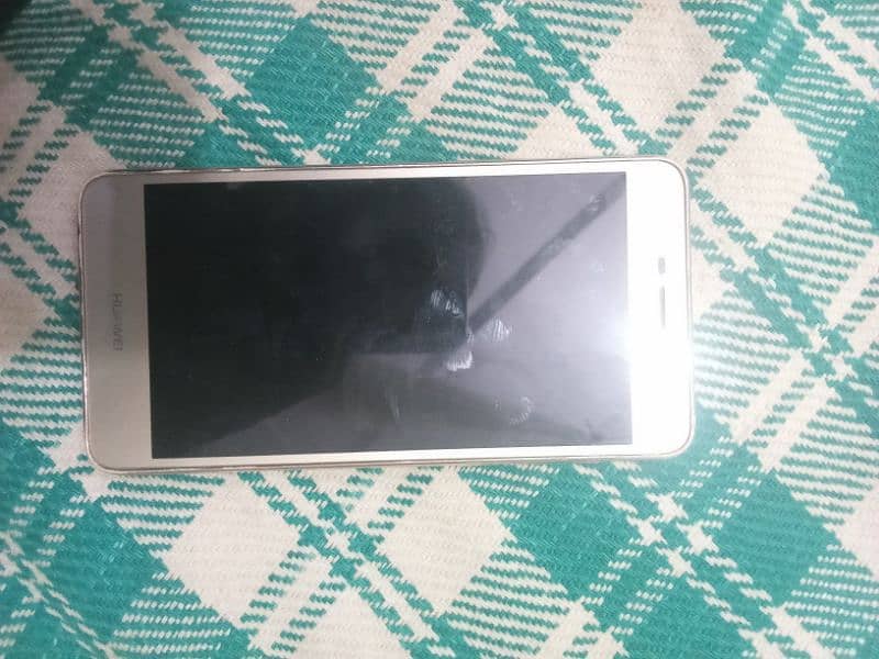 Huawei y5 2017 2/16 double sim PTA approved Whatsapp only 03154550363 3