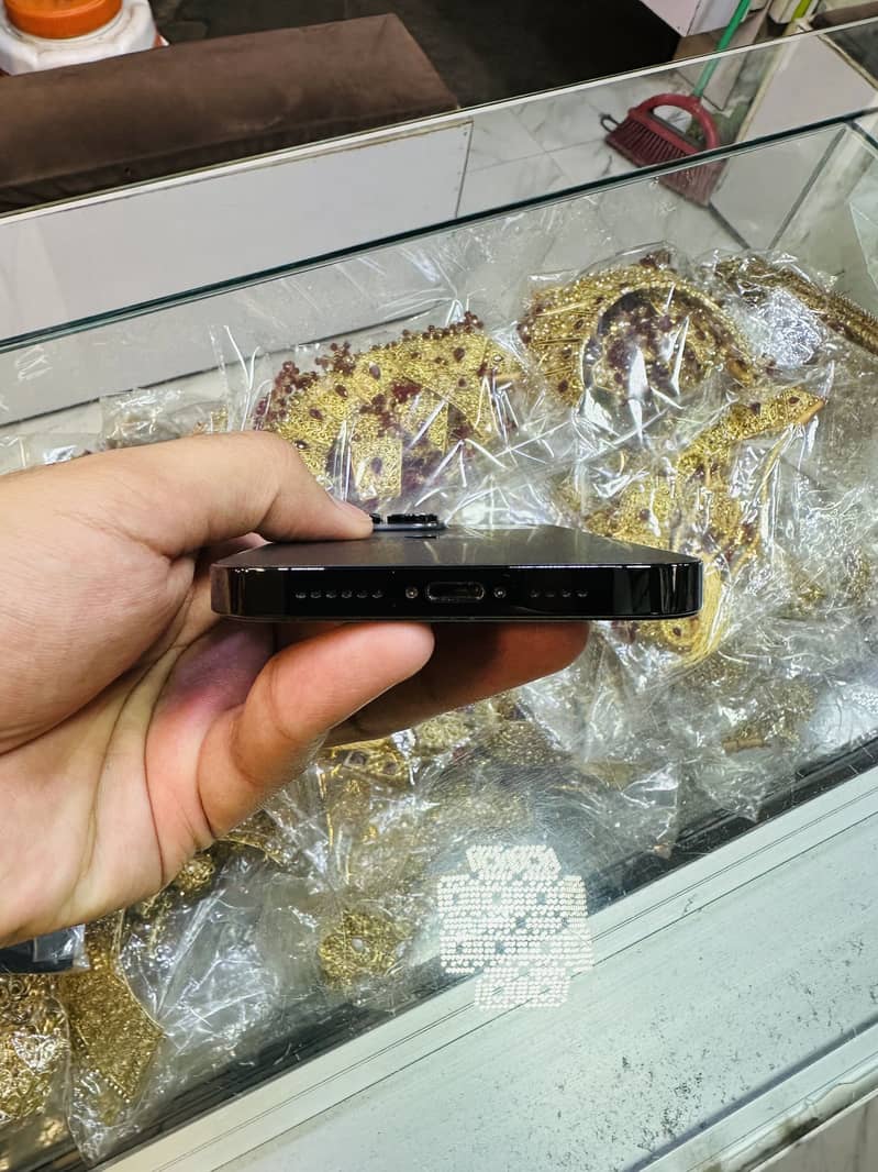 Iphone 14 pro max LLA 5