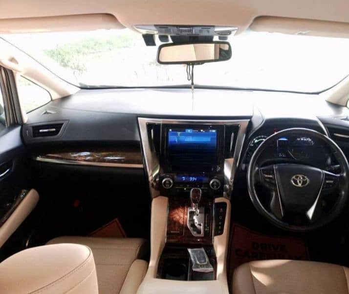 Toyota Alphard Hybrid 2500 CC , Model 2019 /2025  7 Seater 8